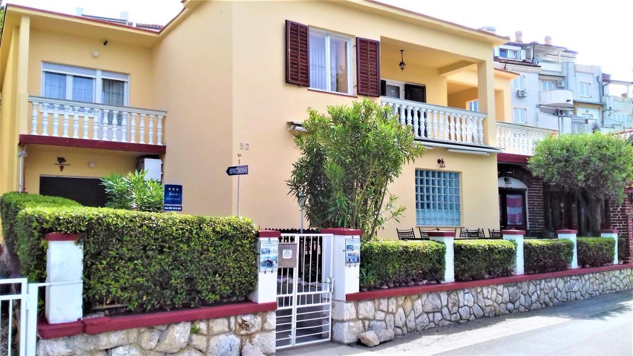 Branko Fabijanic Front Row By The Sea Apartamento Selce Exterior foto