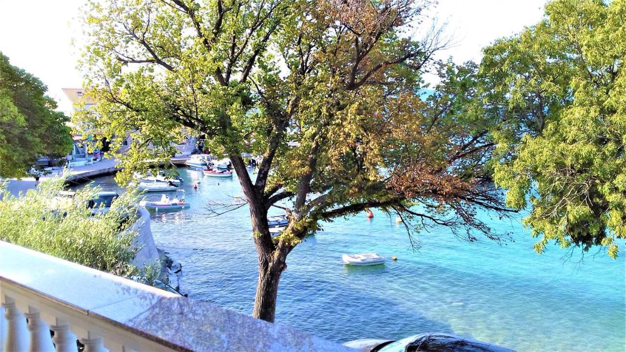 Branko Fabijanic Front Row By The Sea Apartamento Selce Exterior foto