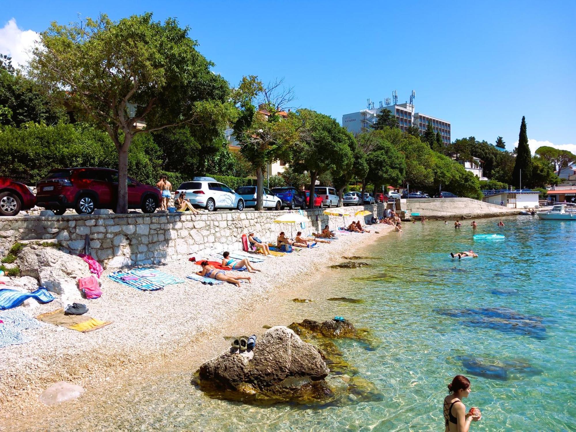 Branko Fabijanic Front Row By The Sea Apartamento Selce Exterior foto